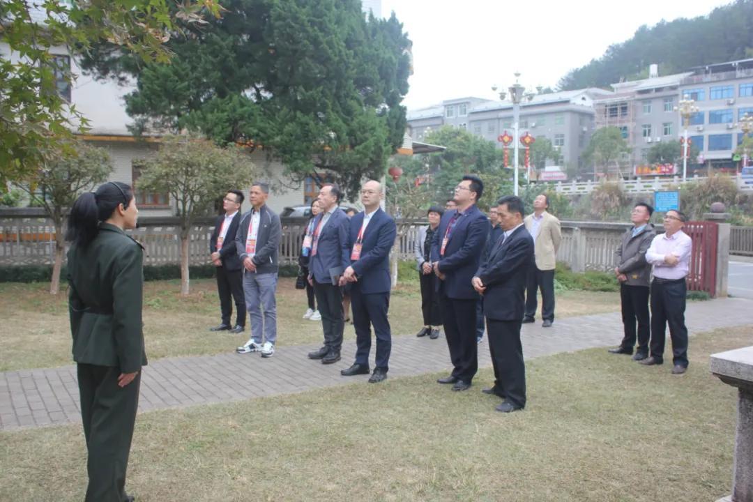 澳门一肖中100%期期准与海南特区号，理性与现实的交织
