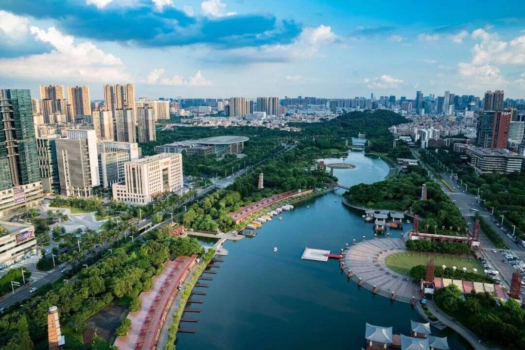 探索澳门未来，2025澳门天天免费精准大全深度解析与落实策略