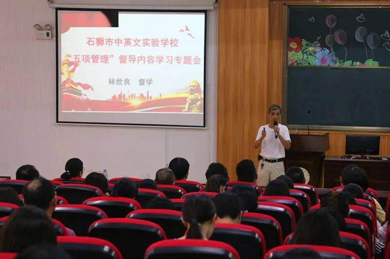 濠江论坛免费资料精选解析，落实与深入解释